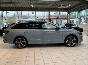 Skoda Octavia Combi RS 2,0 TSI 7-Gang-DSG sofort verfügbar