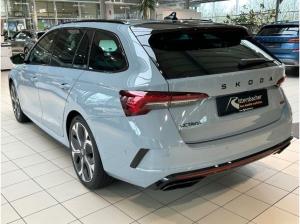 Skoda Octavia Combi RS 2,0 TSI 7-Gang-DSG sofort verfügbar