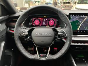 Skoda Octavia Combi RS 2,0 TSI 7-Gang-DSG sofort verfügbar