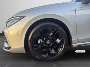 Volkswagen Passat R-Line 2,0 l TDI DSG/AHK/IQ-DRIVE/BP-PAKET/