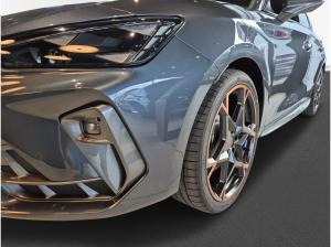 Cupra Leon 1.5 eTSI Matrix Sennheiser DCC ACC Kessy ''Jahreswagenangebot''