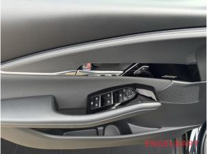 Mazda CX-30 Centre-Line HUD Navi LED ACC Apple CarPlay Android Auto Klimaautom Musikstreaming DAB SHZ