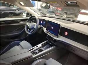 Volkswagen Passat Variant Business 1.5 TSI eHybrid 110kW DSG - ACC HUD Rear View AHK Navi LED Massage SHZ CarPlay PDC