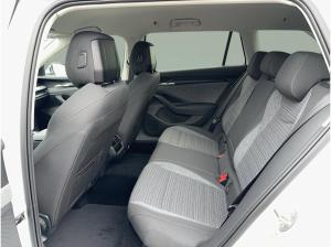 Skoda Superb Combi Selection 2.0l TDI DSG NAVI/AHK/ACC