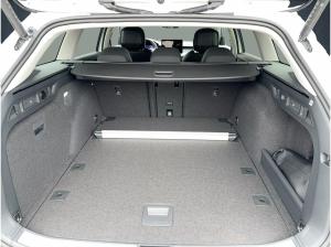 Skoda Superb Combi Selection 2.0l TDI DSG NAVI/AHK/ACC