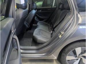 Volkswagen Passat Variant Business 1.5 TSI eHybrid 110kW DSG - ACC AHK Rear View Navi LED HUD Massage SHZ PDC
