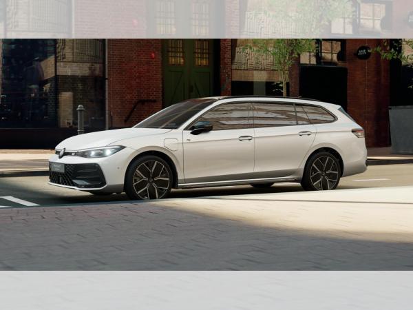 Volkswagen Passat R-Line+++eHybrid+++SIGNATURE*WR*PANO*SOUND*AHK+++SOFORT VERFÜGBAR+++
