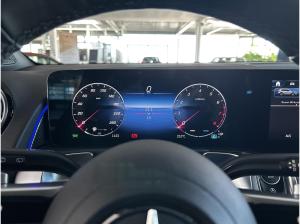 Mercedes-Benz GLB 200 Special Edition+ Fahrassistenz-Paket+Panorama-Schiebedach+Park-Paket mit 360°-Kamera