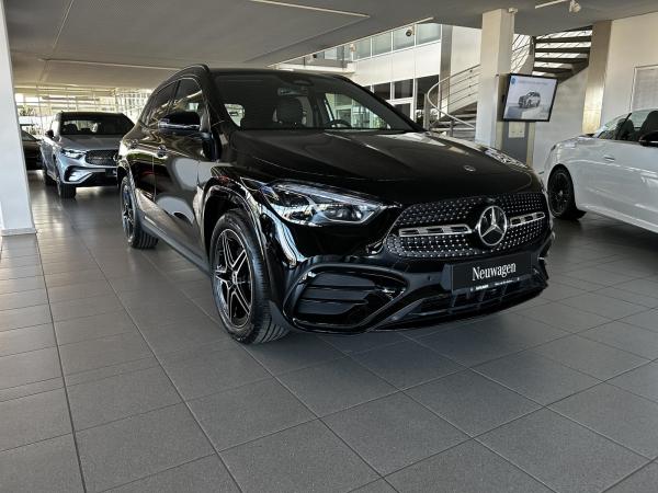 Mercedes-Benz GLA 200 AMG Line Advanced Plus+AHK+Park-Paket mit 360°-Kamera+DISTRONIC+Winter-Paket+MULTIBEAM LED