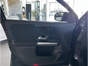 Mercedes-Benz GLA 200 AMG Line Advanced Plus+AHK+Park-Paket mit 360°-Kamera+DISTRONIC+Winter-Paket+MULTIBEAM LED