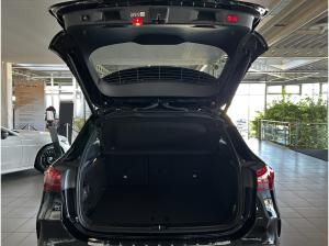 Mercedes-Benz GLA 200 AMG Line Advanced Plus+AHK+Park-Paket mit 360°-Kamera+DISTRONIC+Winter-Paket+MULTIBEAM LED