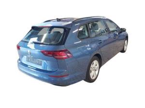 Volkswagen Golf VIII Variant 1.5 eTSI DSG Life Navi ACC DAB+ LED FrontAssist