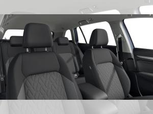 Volkswagen Golf VIII Variant 1.5 eTSI DSG Life Navi ACC DAB+ LED FrontAssist