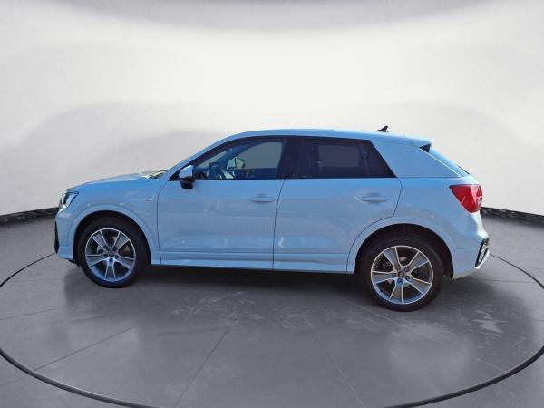 Audi Q2 40 TFSI quattro S tronic S line, Panorama Glasdach