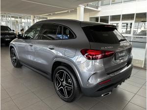 Mercedes-Benz GLA 200 d 4MATIC+AMG Line Advanced Plus+Pano+Park-Paket mit 360°-Kamera+MULTIBEAM LED