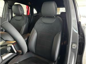 Mercedes-Benz GLA 200 d 4MATIC+AMG Line Advanced Plus+Pano+Park-Paket mit 360°-Kamera+MULTIBEAM LED