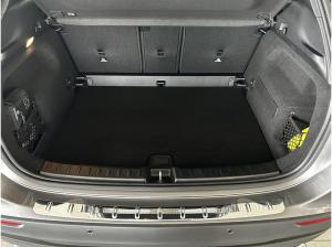 Mercedes-Benz GLA 200 d 4MATIC+AMG Line Advanced Plus+Pano+Park-Paket mit 360°-Kamera+MULTIBEAM LED