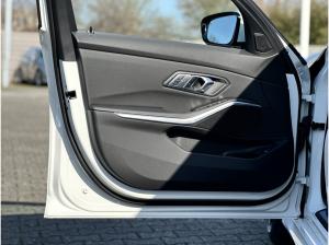 BMW 320 i Touring M Sport Pro HiFi DAB LED Shz