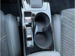 Peugeot 2008 1.2 145 GT ACC+Alcantara+LED+Navi+SHZ+Kam.