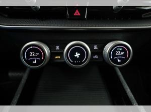 Skoda Superb Combi 2.0 TDI DSG SELECTION*MATRIX**AHK*NAVI