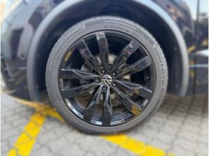 Volkswagen Tiguan R-Line 1,5 l TSI DSG Navi IQ.LIGHT RearView DAB+