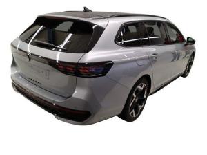 Volkswagen Passat Variant 2.0 TSI DSG 4Motion R-Line AHK Navi IQ.Light ACC DCC DAB+ FrontAssist