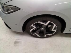 Volkswagen Passat Variant 2.0 TSI DSG 4Motion R-Line AHK Navi IQ.Light ACC DCC DAB+ FrontAssist