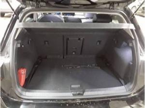 Volkswagen Golf VIII GOAL 1.5TSI ACC.AHK.NAVI+VC.2xPDC.LED.APP-C.LKRD-HZG.SHZ