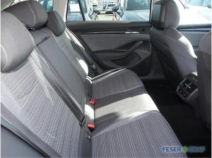 Skoda Superb Selection 2,0 TDI DSG - RFK, LED, NAVI