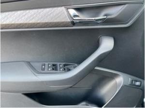 Skoda Karoq Selection Tour 1.5 TSI 110kW DSG - AHK Pano ACC Virtual Cockpit Navi Area View LM MFL Smart Link LED