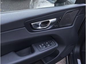 Volvo XC60 B5 (Benzin) Plus Dark AWD Mild-Hybrid Automat