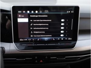 Volkswagen Golf VIII 1.5TSi Life AHK ACC LED Sitzheiz. Alu Parkpilot