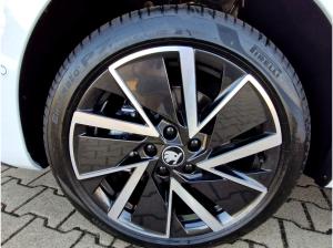 Skoda Octavia Combi 2.0 TDI Sportline DSG Matrix AHK