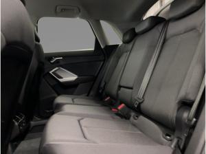 Audi Q3 advanced 35 TFSI S tr. AHK LED NAVI RFK