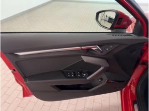 Audi A3 Sportback advanced 30 TFSI S tr. PANO HUD AHK
