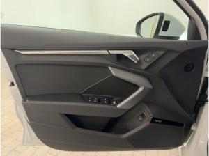 Audi A3 Sportback Advanced 30 TFSI S tr. LED RFK HUD