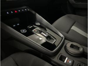 Audi A3 Sportback Advanced 30 TFSI S tr. LED RFK HUD