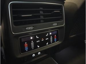 Audi RS Q8 HUD, B&O Sound, RS-Sportabgasanlage, Massagesitze  , Matrix LED, Lenkradheizung