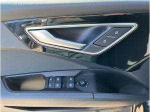 Audi Q4 e-tron 55 kWh SHZ RFK Navi ACC el. Klappe VKZ-Erk.