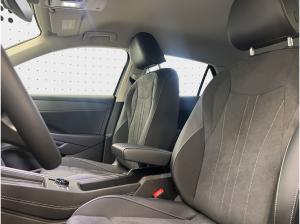 Volkswagen T-Roc Style 1.5 l eTSI OPF ) 7-Gang-Doppelkupplungsgetriebe DSG