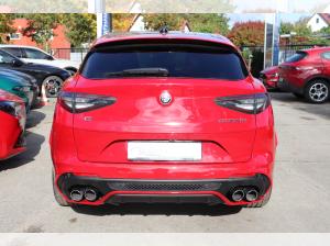 Alfa Romeo Stelvio QUADRIFOGLIO 2.9 V6 Bi-Turbo 382 kW (520 PS) AT8 Q4