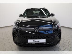 Volkswagen Tiguan R-Line | AKTION bis 31 MÄRZ! | Winterräder | AHK | IQ.Light | Navi | Black Style ...