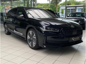 Skoda Superb Combi Sportline 2,0 TDI 7-Gang-DSG 4x4 sofort verfügbar