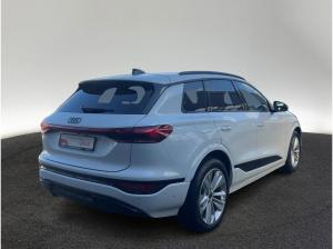 Audi Q6 e-tron performance S line AHK Matrix