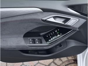 Audi A6 e-tron performance S line Pano AHK