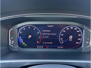 Volkswagen Tiguan R-Line 1,5 l TSI DSG Navi IQ.LIGHT RearView DAB+
