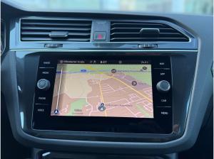 Volkswagen Tiguan R-Line 1,5 l TSI DSG Navi IQ.LIGHT RearView DAB+