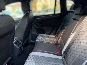 Volkswagen Tiguan R-Line 1,5 l TSI DSG Navi IQ.LIGHT RearView DAB+