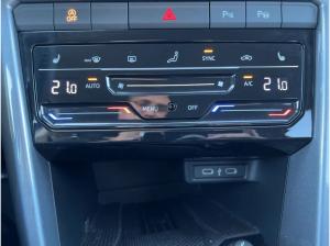 Volkswagen T-Roc Style 1.5 TSI DSG LED-PLUS APP TRAVEL