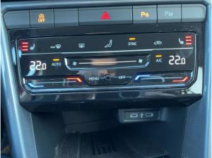 Volkswagen T-Roc Style 2.0 TDI LED-PLUS KAM KEYLESS TRAVEL